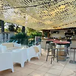 Location T2 44 M2 Proche 82 * Lecci