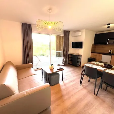 Location T2 44 M2 Proche 82